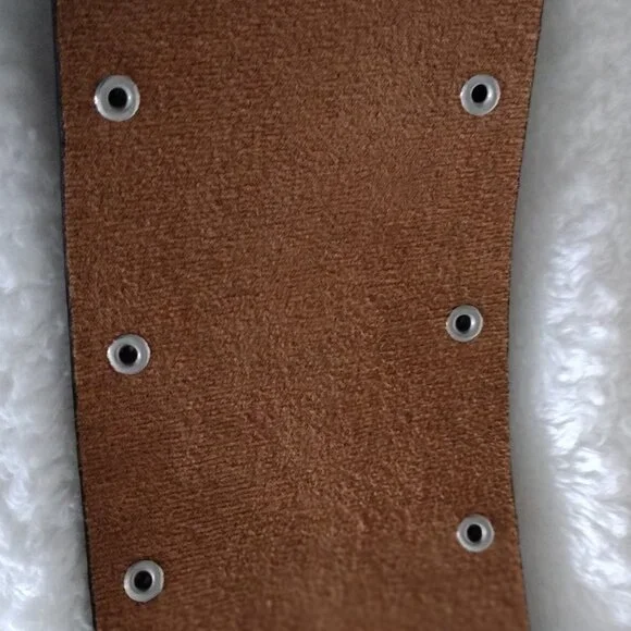 Black Studded Suede-Look Belt Silver Studs Round Buckle Statement Fashion Belt - Picture 7 of 8